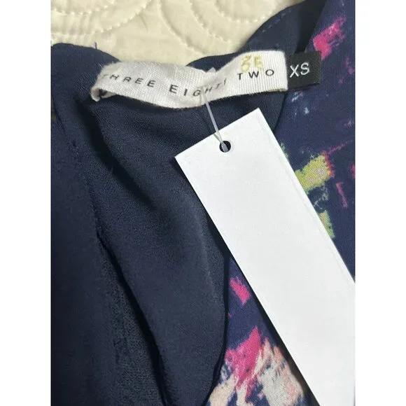 Three Eighty Two Shorts Romper Size XS BRAND NEW WITH TAGS! - Picture 7 of 8